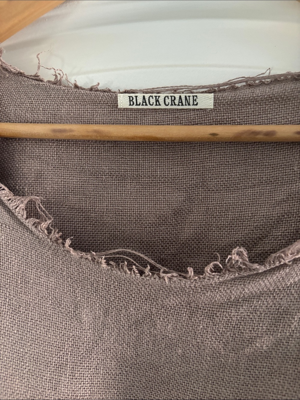 Boxy Crop Tee in Mushroom- Black Crane - Picture 2 of 5